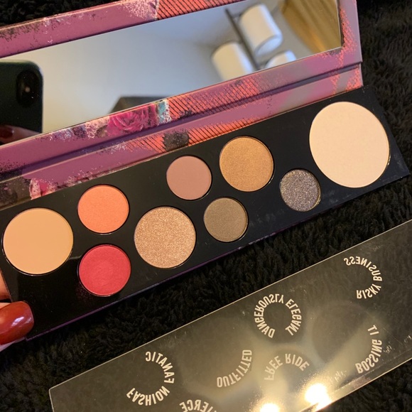 MAC Risk Taker Palette - Picture 5 of 6